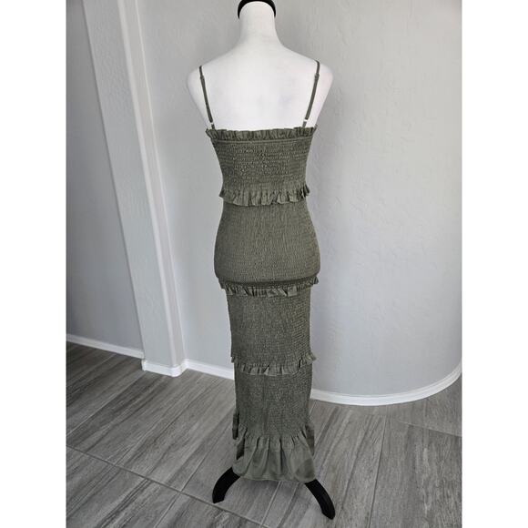 Mable Anthropologie Smocked Tiered Ruffled Olive Green Form Fitting Dress Sz M - Picture 3 of 11